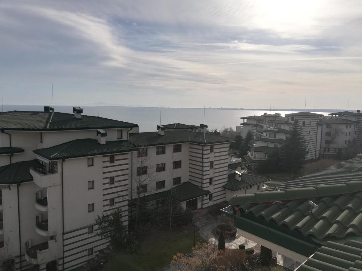Спа Апартаменти За Гости Затворен Комплекс Емералд Ravda Exterior foto